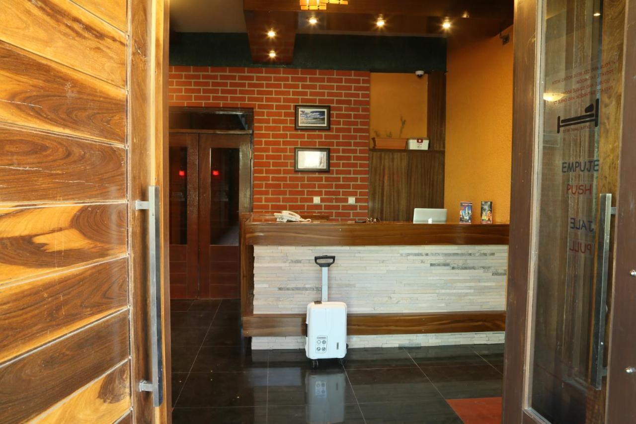 Hostal Cagnapa Restobar Uyuni Exterior foto